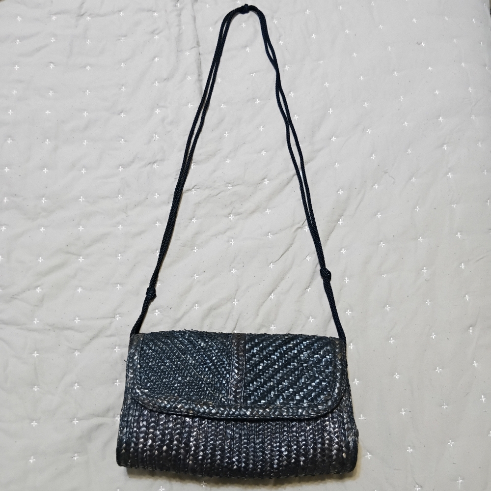 Elegant Black Woven Shoulder Bag